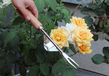 Load image into Gallery viewer, Gift for Horticulturist Garden Hand Weeder Gardening Tool for Weeding Your Garden