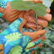 Load image into Gallery viewer, Womens Gardening Gloves Protect Your Hands Gift For Garden Lovers