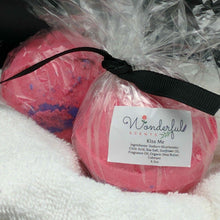 Load image into Gallery viewer, Kiss Me Bath Bomb 4.5oz 2pk Compressed