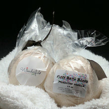 Load image into Gallery viewer, Moroccan Vanilla Bath Bomb 4.5oz Two Pack