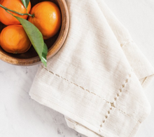 Load image into Gallery viewer, Set of 4 Hand Woven Pulled Dinner Napkins Eco-Friendly Beauty And Health For Cookers