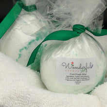 Load image into Gallery viewer, Cool Fresh Aloe Bath Bomb 4.5oz 2pk
