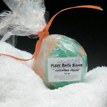 Load image into Gallery viewer, Cucumber Melon Bath Bomb Bath Fizzy 4.5 oz
