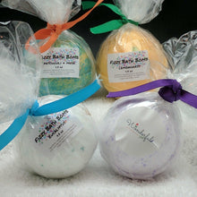 Load image into Gallery viewer, Essential Oil Lover Bath Bomb Gift Set 4 Pack
