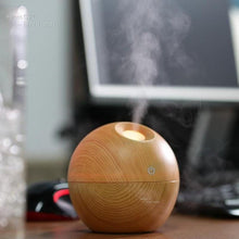 Load image into Gallery viewer, Light Wood Grained USB 130 ml Ultrasonic Essential Oil Diffuser
