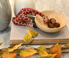 Load image into Gallery viewer, Drinking Giraffe Bowl- Fair Trade - 10% goes to help animal conservation in Africa! - Give Back Goods
