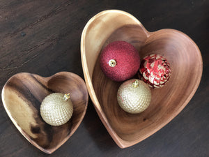 2 Acacia Wood Heart Bowl Set  Sustainably Harvested Beauty And Health For Cookers