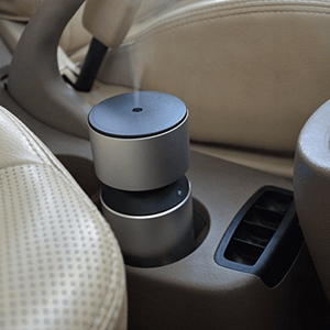 Wonderful_Scents_Essential_Oil_Nebulizer_In_Car_Cup_Holder