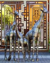 Load image into Gallery viewer, Large Recycled Metal Outdoor Giraffe Sculptures From Kenya Home Decoration
