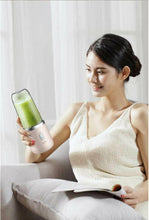 Load image into Gallery viewer, Juice Blender Portable Electric Juicer Smoothie Machine Processor Six Blade Mixing Juice

